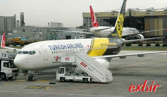 Kostenfreie Übernachtungen und gratis Stadtrundfahrten bietet Turkish Airlines bei langen Umsteigezeiten in Istanbul.  Foto: Christian Maskos