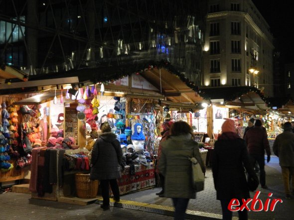 Budapester Weihnachtsmarkt im Herzen von Pest.  Foto: Christian Maskos