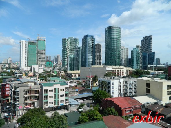Blick auf die modernen Hochhäuser im Nobelviertel Makati.  Foto: Christian Maskos
