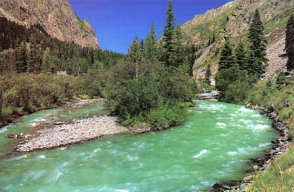 Möge die Natur in Frieden bestehen bleiben, River Swat, Kalam, Pakistan