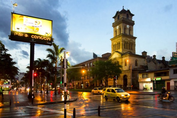 Unterwegs auf den Straßen von Medellin, der zweitgrößten Stadt von Kolumbien