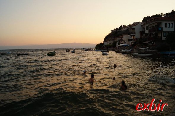 Sonnenuntergang am Ohridsee.  Foto: Christian Maskos