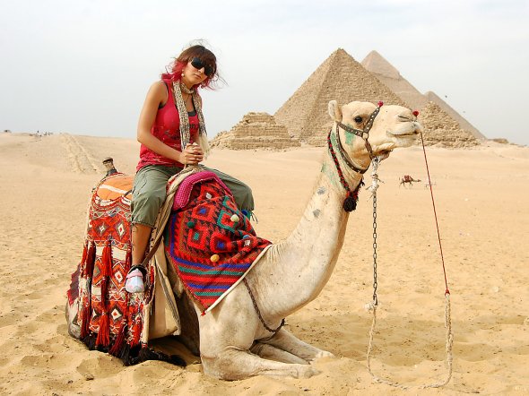 Keine Pyramiden ohne Visum: Rechtzeitig vor dem Urlaub auf https://visumantrag.de prüfen.  Foto: Christian Maskos