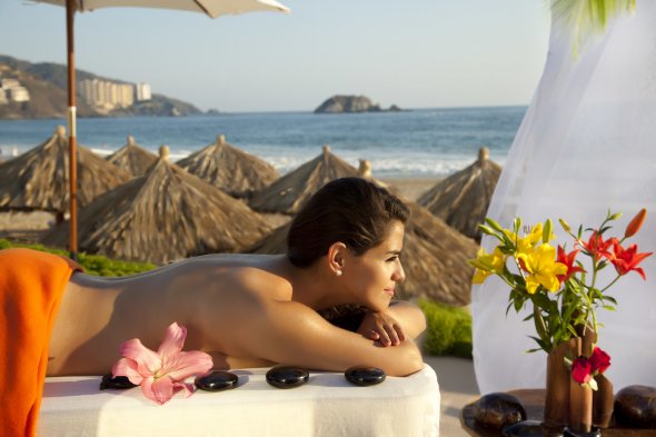 Krystal Ixtapa - Beach massage  Enjoy a Krystal timeshare package - the best way to experience Cancun, Ixtapa, and Puerto Vallarta.